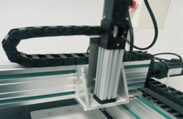 選擇伺服壓力機(jī)電機(jī)時(shí)，應(yīng)注意以下幾點(diǎn)：