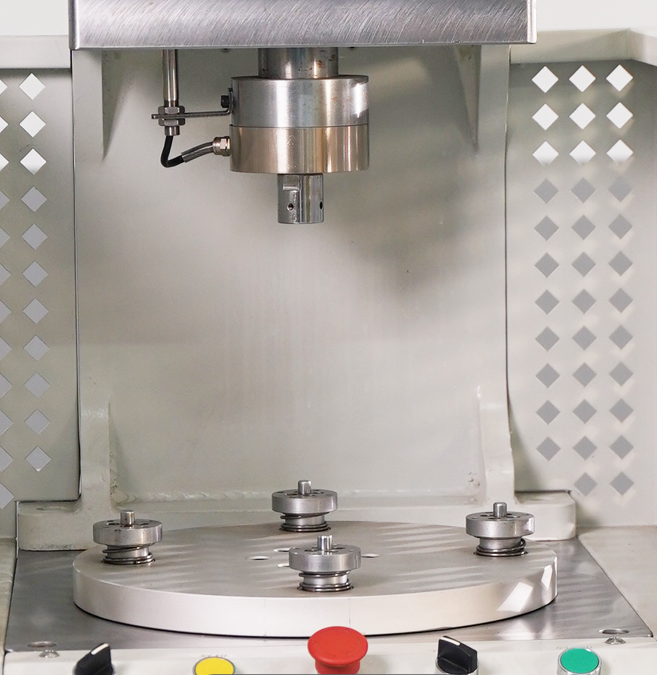 多工位壓力機：四工位壓力機的工作原理、應用領域和技術優(yōu)勢